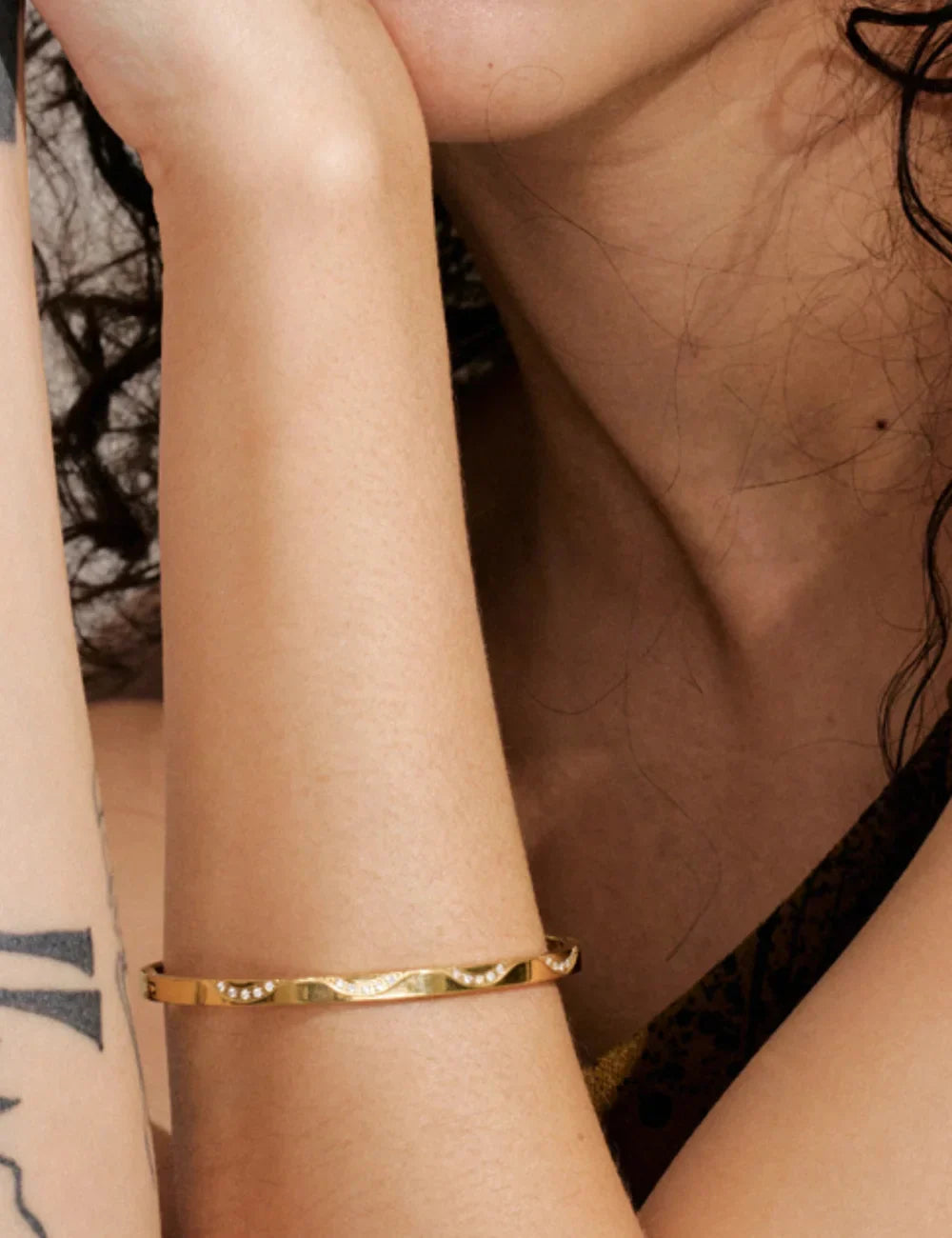 Gold Bangle with Cubic Zirconia Inlay